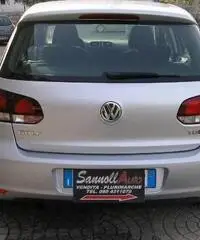 Volkswagen Golf 1.6 TDI DPF 5P. Highline Volkswagen Golf 1.6 TDI DPF 5P. Highline