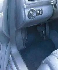 VOLKSWAGEN Touran 16V TDI DSG Highline