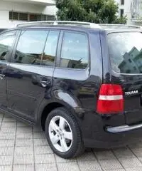 Volkswagen Touran 2.0 TDI 140CV Highline Volkswagen Touran 2.0 TDI 140CV Highline