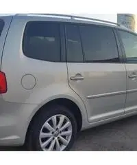 Volkswagen Touran Business 2.0 TDI 140 CV Highline Volkswagen Touran Business 2.0 TDI 140 CV Highline
