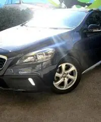 Volvo V40 Cross Country D2 1.6 115 cv Momentum