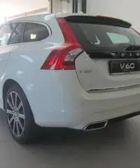 Volvo V60 D6 Twin Engine Geartronic Summum Volvo V60 D6 Twin Engine Geartronic Summum