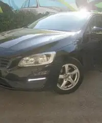 Volvo V60 D3 2.0 150 cv Geartronic Business