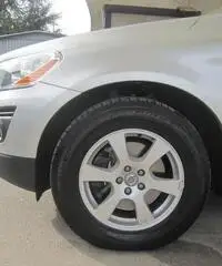 Volvo XC60 2.4 D 175 CV FWD DRIVe Momentum