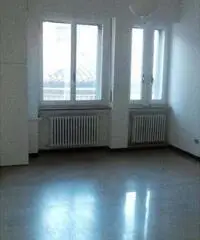 Appartamento in Affitto a 700