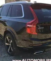 VOLVO XC90 2.0 D5 AWD R-design VOLVO XC90 2.0 D5 AWD R-design