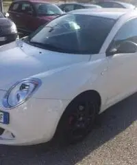 ALFA ROMEO MiTo 1.4 T 135 CV M.air S&S Dist. Sport Pack ALFA ROMEO MiTo 1.4 T 135 CV M.air S&S Dist. Sport Pack