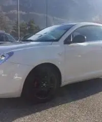 ALFA ROMEO MiTo 1.4 T 135 CV M.air S&S Dist. Sport Pack ALFA ROMEO MiTo 1.4 T 135 CV M.air S&S Dist. Sport Pack