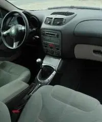 Alfa Romeo GT 1.9 MJT 16V Distinctive