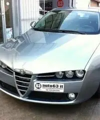 ALFA ROMEO 159 1.9 JTDm 16V Sportwagon Distinctive ALFA ROMEO 159 1.9 JTDm 16V Sportwagon Distinctive