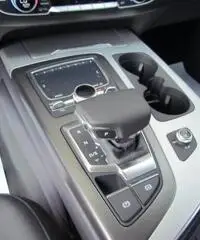 AUDI Q7 3.0 V6 TDI CLEAN D. QUAT. TIP. 218CV EU6 MY '17