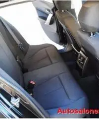 BMW 118 d 5p. Unique EURO 5 DPF