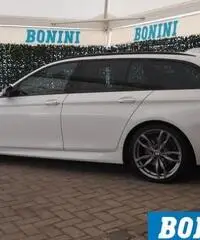BMW 550  M d xDrive Touring - FULL  FULL  OPTIONAL BMW 550  M d xDrive Touring - FULL  FULL  OPTIONAL