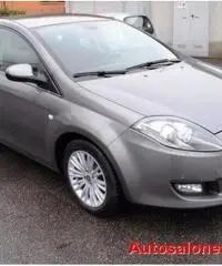 FIAT Bravo 1.6 MJT 120 CV  EURO 5 DPF Dualogic Emotion FIAT Bravo 1.6 MJT 120 CV  EURO 5 DPF Dualogic Emotion
