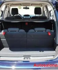 FORD C-Max 7 POSTI   Titanium EURO 5 DPF FORD C-Max 7 POSTI   Titanium EURO 5 DPF