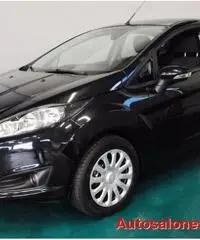 FORD Fiesta 1.5 TDCi 75 CV 5p. EURO 5 DPF FORD Fiesta 1.5 TDCi 75 CV 5p. EURO 5 DPF