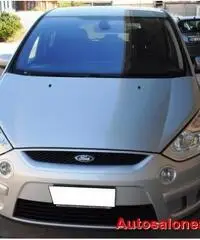 FORD S-Max 2.0 TDCi 140CV Titanium DPF 7 POSTI FORD S-Max 2.0 TDCi 140CV Titanium DPF 7 POSTI