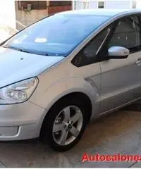 FORD S-Max 2.0 TDCi 140CV Titanium DPF 7 POSTI FORD S-Max 2.0 TDCi 140CV Titanium DPF 7 POSTI