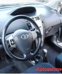 TOYOTA Yaris 1.4 D-4D 5 porte EURO 4