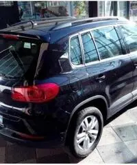 Volkswagen Tiguan TSI 122cv Trend & FUN Bluem. Tech. Volkswagen Tiguan TSI 122cv Trend & FUN Bluem. Tech.