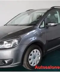 VOLKSWAGEN Touran 1.6 TDI Trendline EURO 5 DPF VOLKSWAGEN Touran 1.6 TDI Trendline EURO 5 DPF