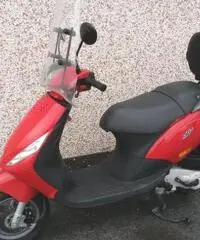 Piaggio Zip 50 4T Piaggio Zip 50 4T