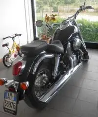 Honda VT 750 Shadow ( Pari al nuovo ). Honda VT 750 Shadow ( Pari al nuovo ).