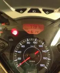 Honda SH 300 i Honda SH 300 i