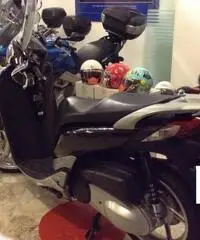 Honda SH 300 i Honda SH 300 i