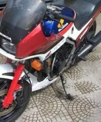 HONDA VF 500F HONDA VF 500F