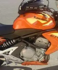 KAWASAKI tipo veicolo Naked cc 650 KAWASAKI tipo veicolo Naked cc 650