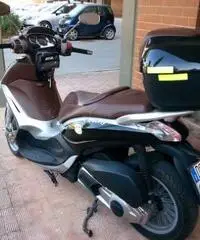 PIAGGIO BEVERLY 300 I.E