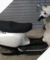 Piaggio Vespa 150 LX bianco perla - 2006