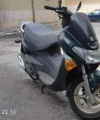 Scambio scooter Honda CBFs YAMAHA FAZER