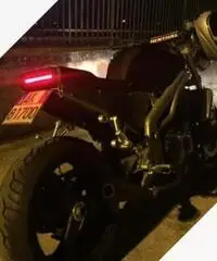 Triumph Daytona 955i MODIFICATA CAFE' RACER Triumph Daytona 955i MODIFICATA CAFE' RACER