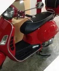 Vespa gts 300