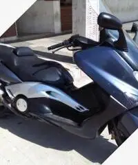 Yamaha T max