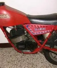 FANTIC TRIAL 50 CC MODELLO FANTIC 330  ANNO 1985  CON LIBRETTO FANTIC TRIAL 50 CC MODELLO FANTIC 330  ANNO 1985  CON LIBRETTO