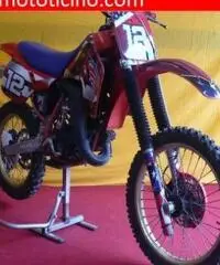 HONDA CR rosso - 1000 HONDA CR rosso - 1000