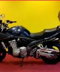 SUZUKI GSF 1250 Bandit S ABS - bauletto - presa 12V