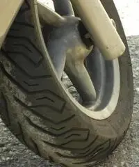 Vendo scooter Aprilia Leonardo 125 Vendo scooter Aprilia Leonardo 125