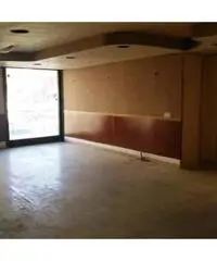 Caserta: Locale commerciale Altro