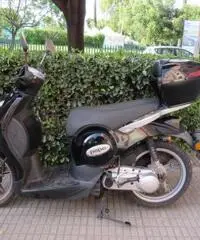 vendo come nuovo scooter Benelli Pepe 50
