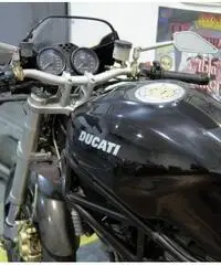 DUCATI Monster 1000 DS -(992 cc.-solo 11.000 km.)