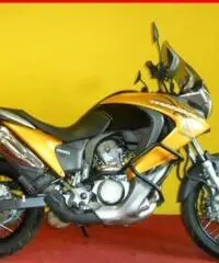 HONDA Transalp XL 700 V Gialla - 33043 HONDA Transalp XL 700 V Gialla - 33043
