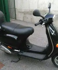 Vendo Vespa 125 ET4 Vendo Vespa 125 ET4