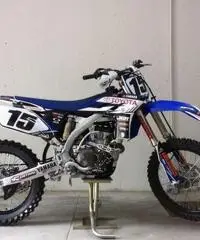 VENDO YAMAHA YZ 250 4T 2011