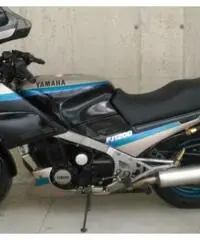 Yamaha FJ 1200 cc con soli 30000 km