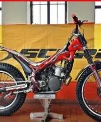 BETAMOTOR Evo 300 2T Rosso - 3000 BETAMOTOR Evo 300 2T Rosso - 3000