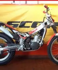 BETAMOTOR REV-3 250 Grigia - Rossa - 3500 BETAMOTOR REV-3 250 Grigia - Rossa - 3500